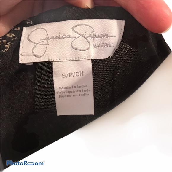 Jessica Simpson Maternity Maxi Dress with Belt - Picture 4 of 5